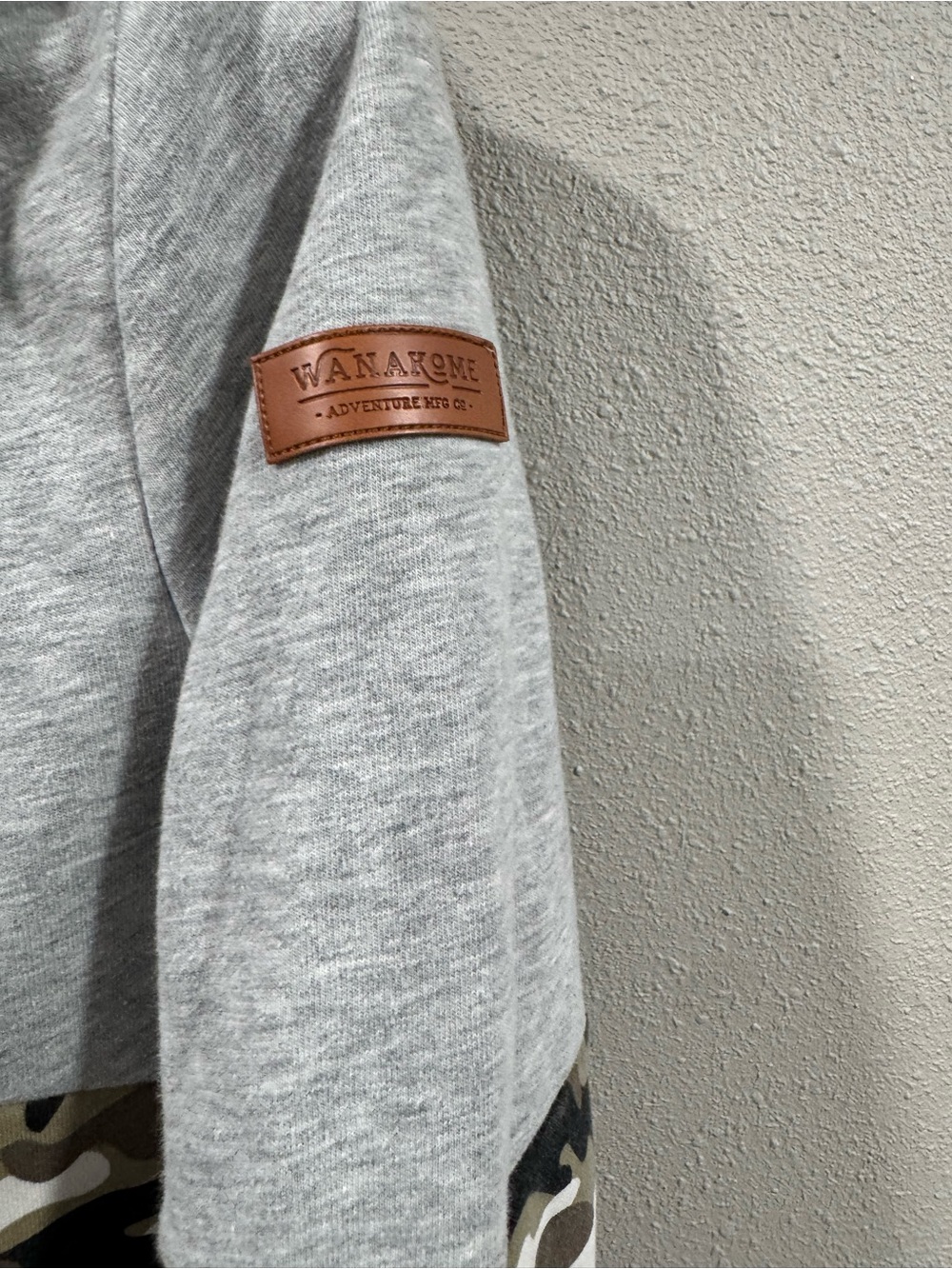 Wanakome Reyene Hooded Sweatshirt - Picture 5 of 8